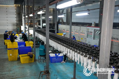 山西納科醫(yī)療科技職工生產丁腈手套